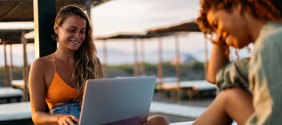 digital nomad communities